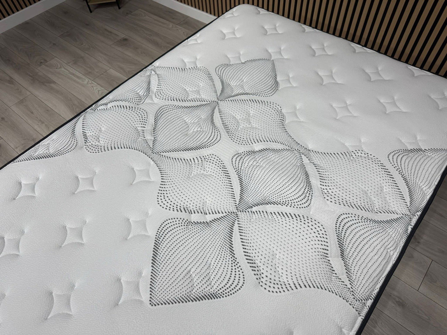 IGEL Nanotech 2050i 4ft 6 Double Mattress, Firm - RRP £1,099