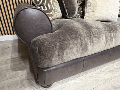 Viscount Fabric 3 Seater Sofa + Love Chair Set - RRP £3898 (PRE ORDER 6-8 WEEKS)