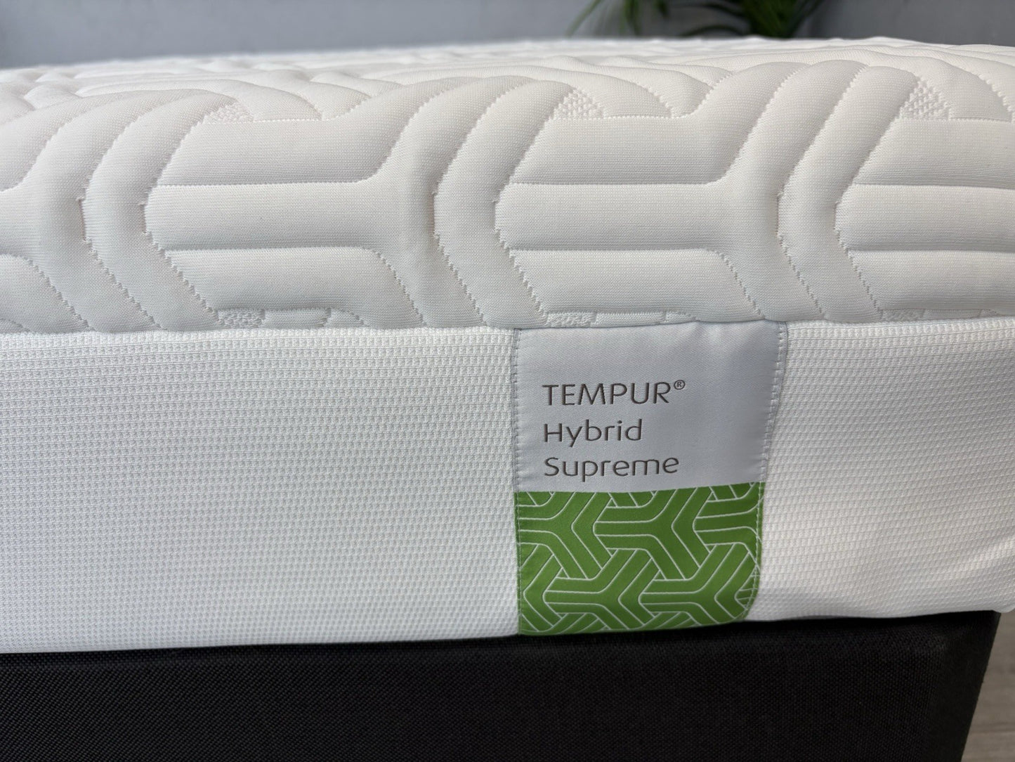 Tempur HYBRID SUPREME 5ft Kingsize Mattress, Medium / Firm - RRP £1,999