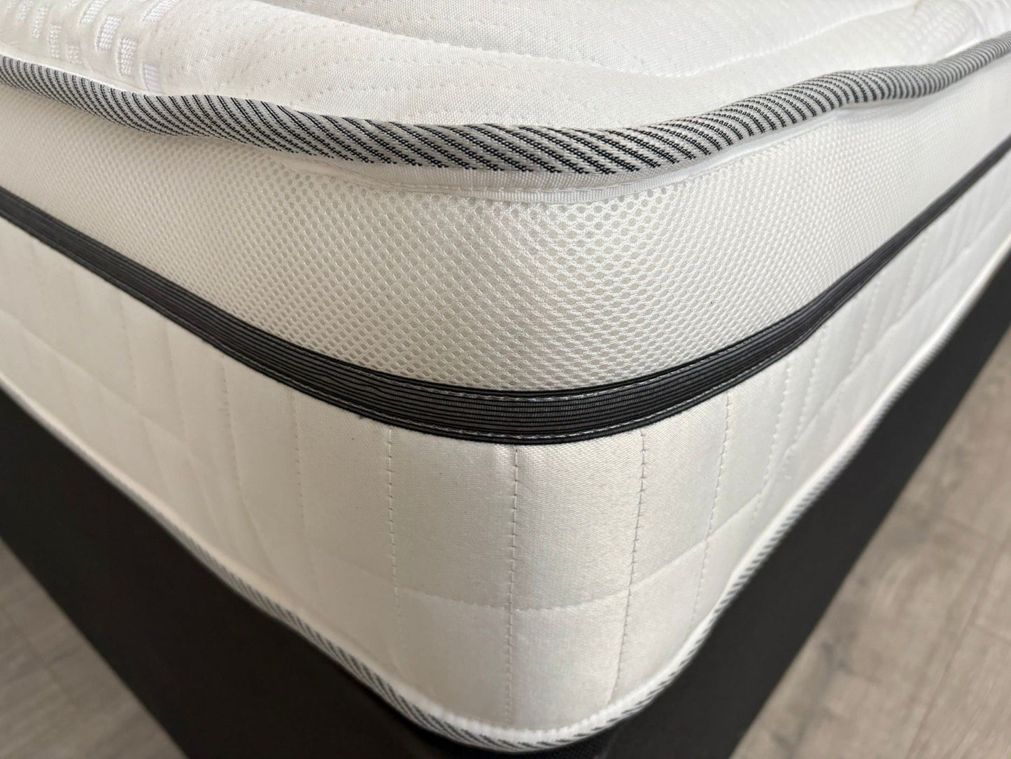 Beautyrest Boutique Lexington 1800 Pocket 5ft Kingsize Mattress - RRP £1,279