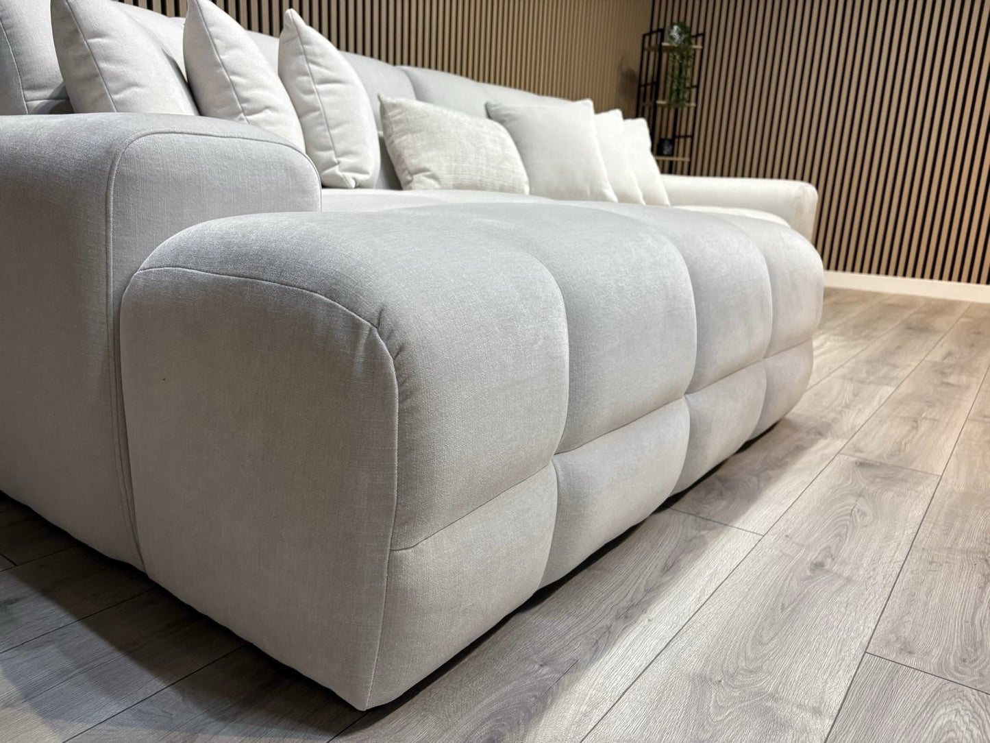 EVE CLOUD Large Fabric 3 Seater LHF Chaise Corner Sofa - RRP £2,299
