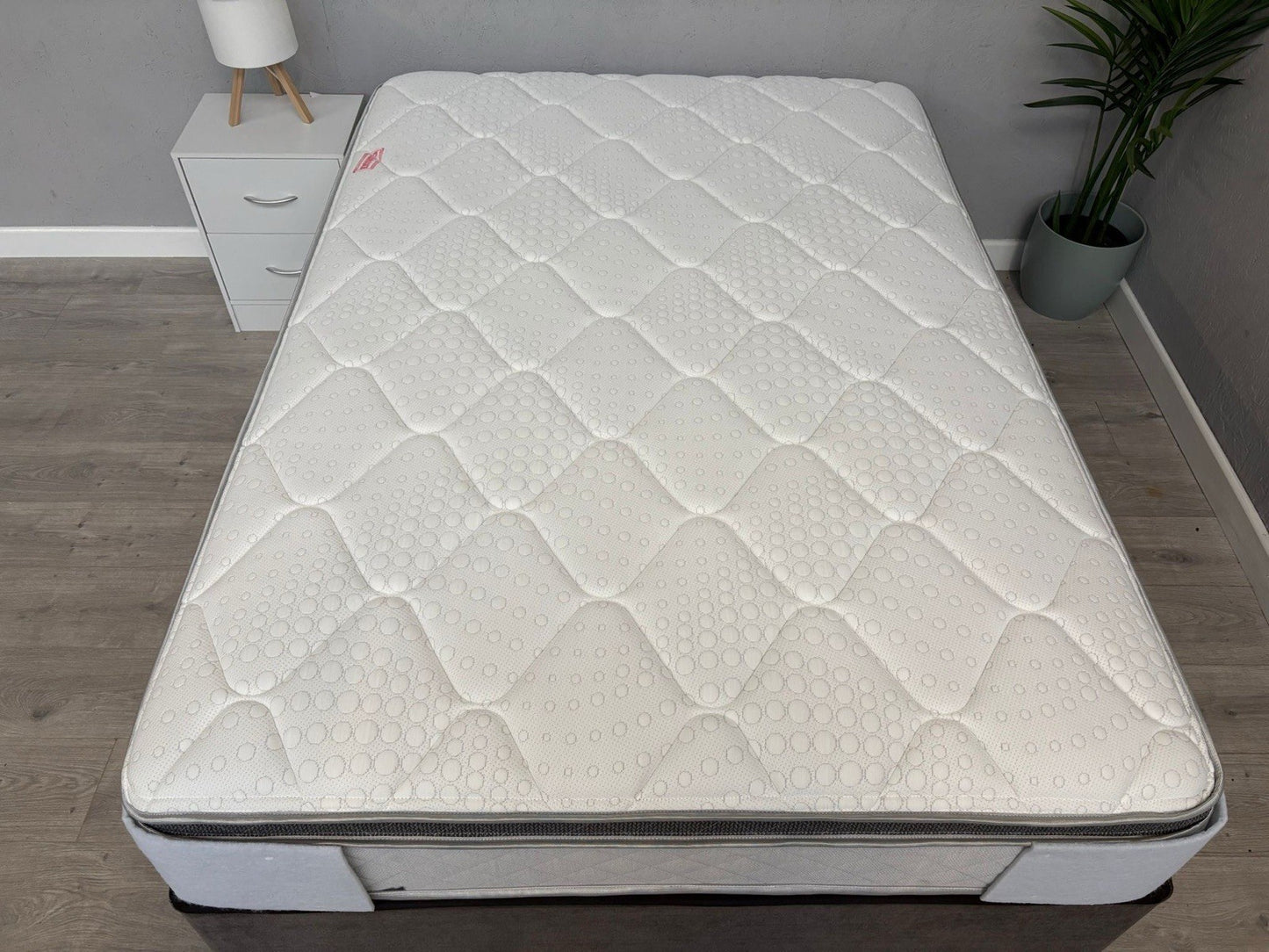Sealy Advantage Deluxe Posture Gel Memory Pillowtop 4ft 6 Double Mattress