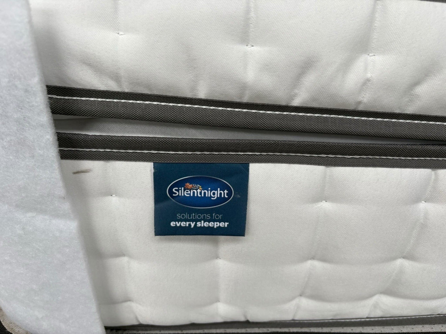 Silentnight 2000 Pocket Deluxe Box Top 5ft Kingsize Mattress - RRP £999