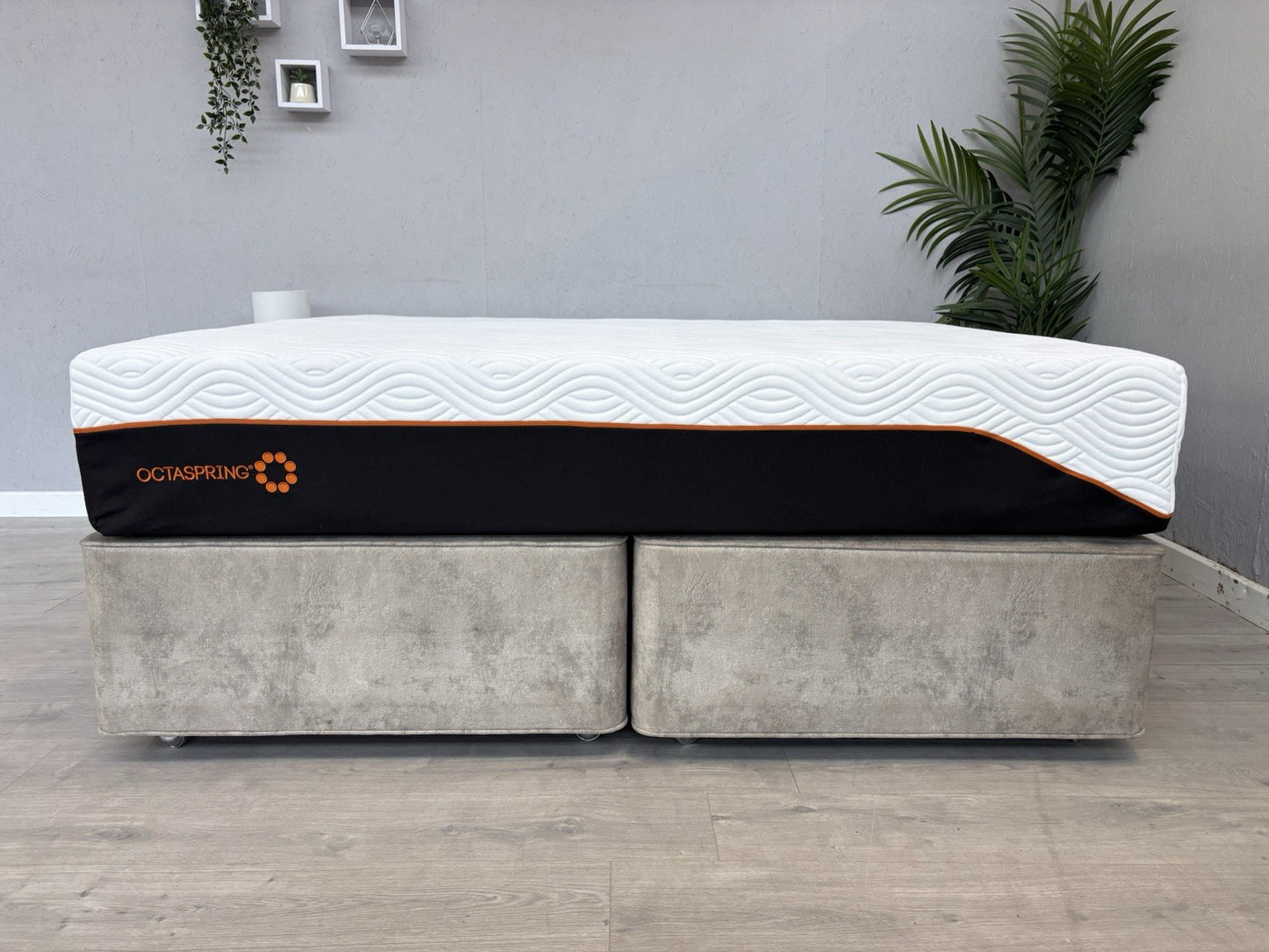 DORMEO Octaspring 9500 Latex Memory 6ft Superking Mattress, Medium - RRP £3,149