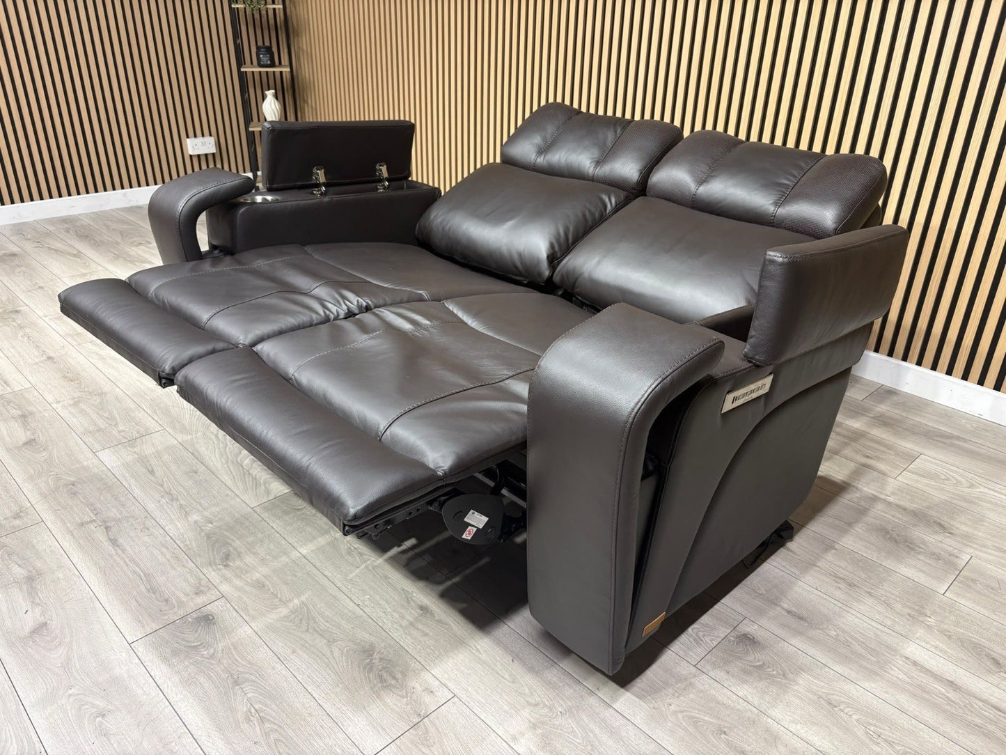 SCS Adstock Leather 2 Seater Power Recliner Sofa RRP £2699 (Read Description)
