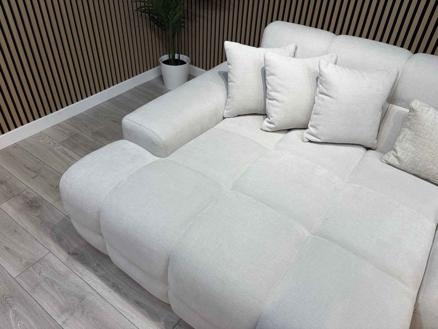 EVE CLOUD Large Fabric 3 Seater LHF Chaise Corner Sofa - RRP £2,299