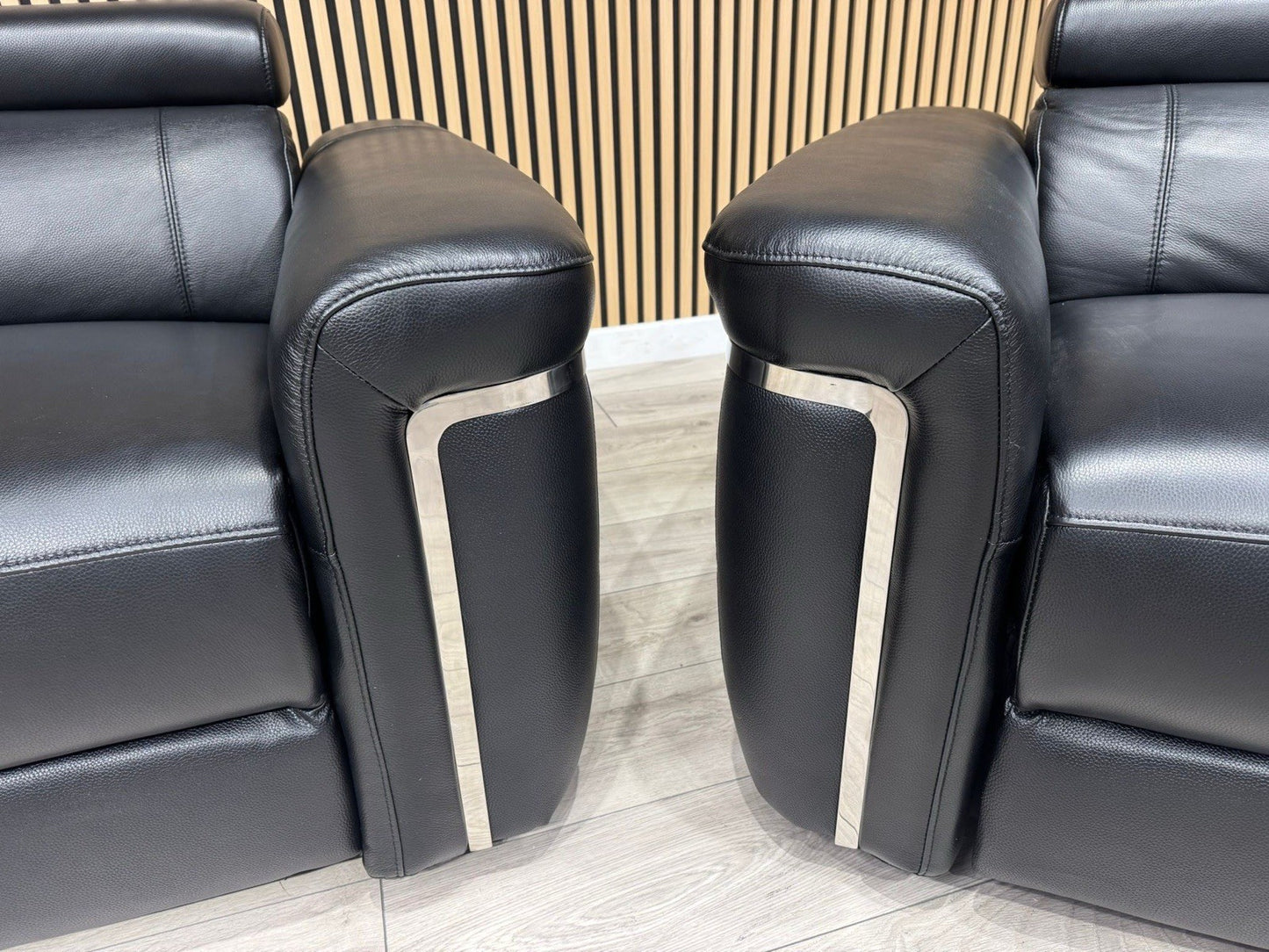 VENICE Leather 3 Seater + 2 Seater Console Power Recliner Sofa Set - RRP £4,598