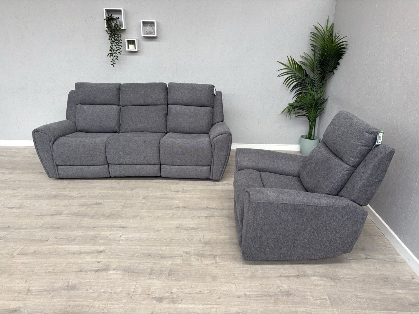 DFS Gilford 3 Seater Sofa + Armchair Power Recliner Sofa Set - RRP £1,748