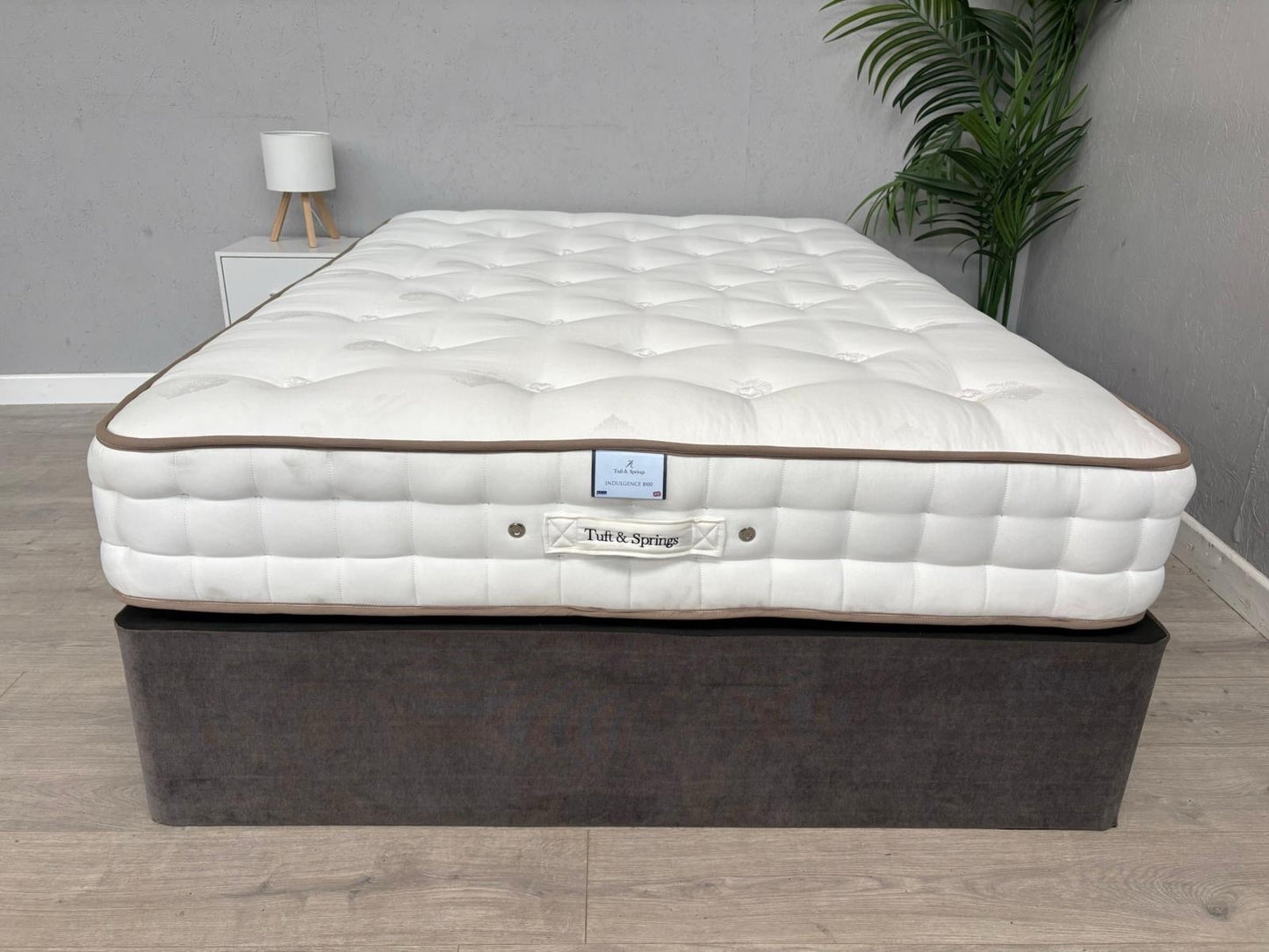 Tuft & Springs Indulgence 1000 Pocket 4ft 6 Double Mattress - RRP £569