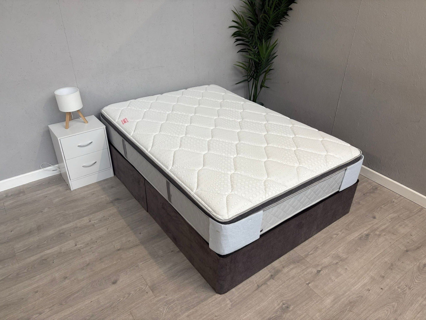 Sealy Advantage Deluxe Posture Gel Memory Pillowtop 4ft 6 Double Mattress