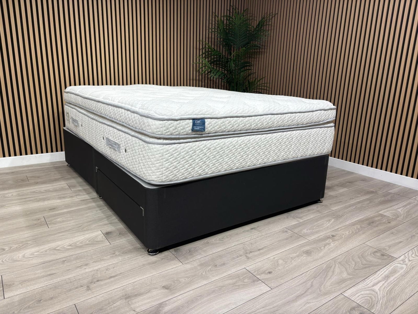 IGEL Advance 4400i / 6000 Nanotech 5ft Kingsize Mattress, Medium - RRP £2,299