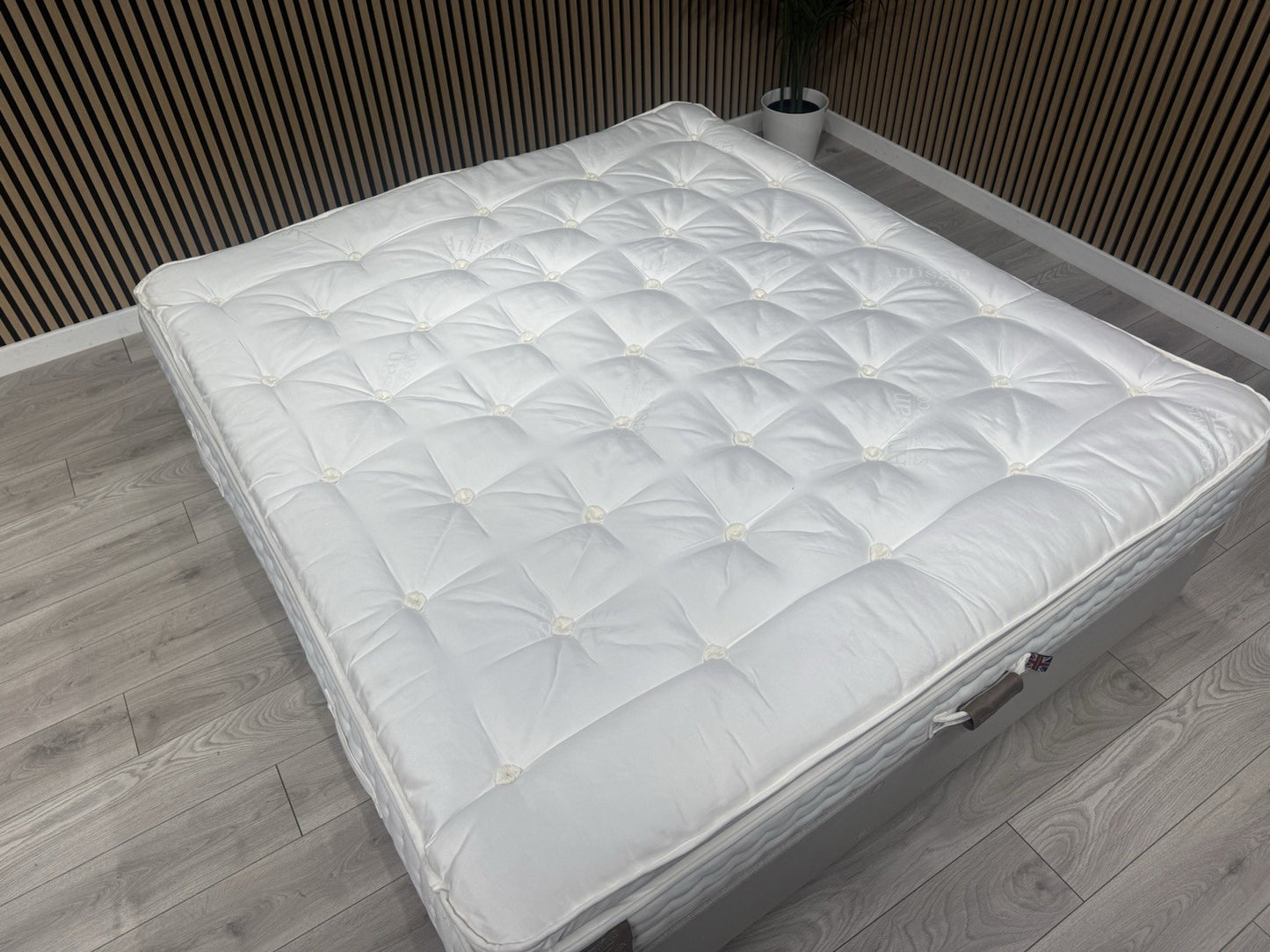 Staples and Co Artisan OPULENCE Extra Firm Mattress, 6ft Superking - RRP £1,799