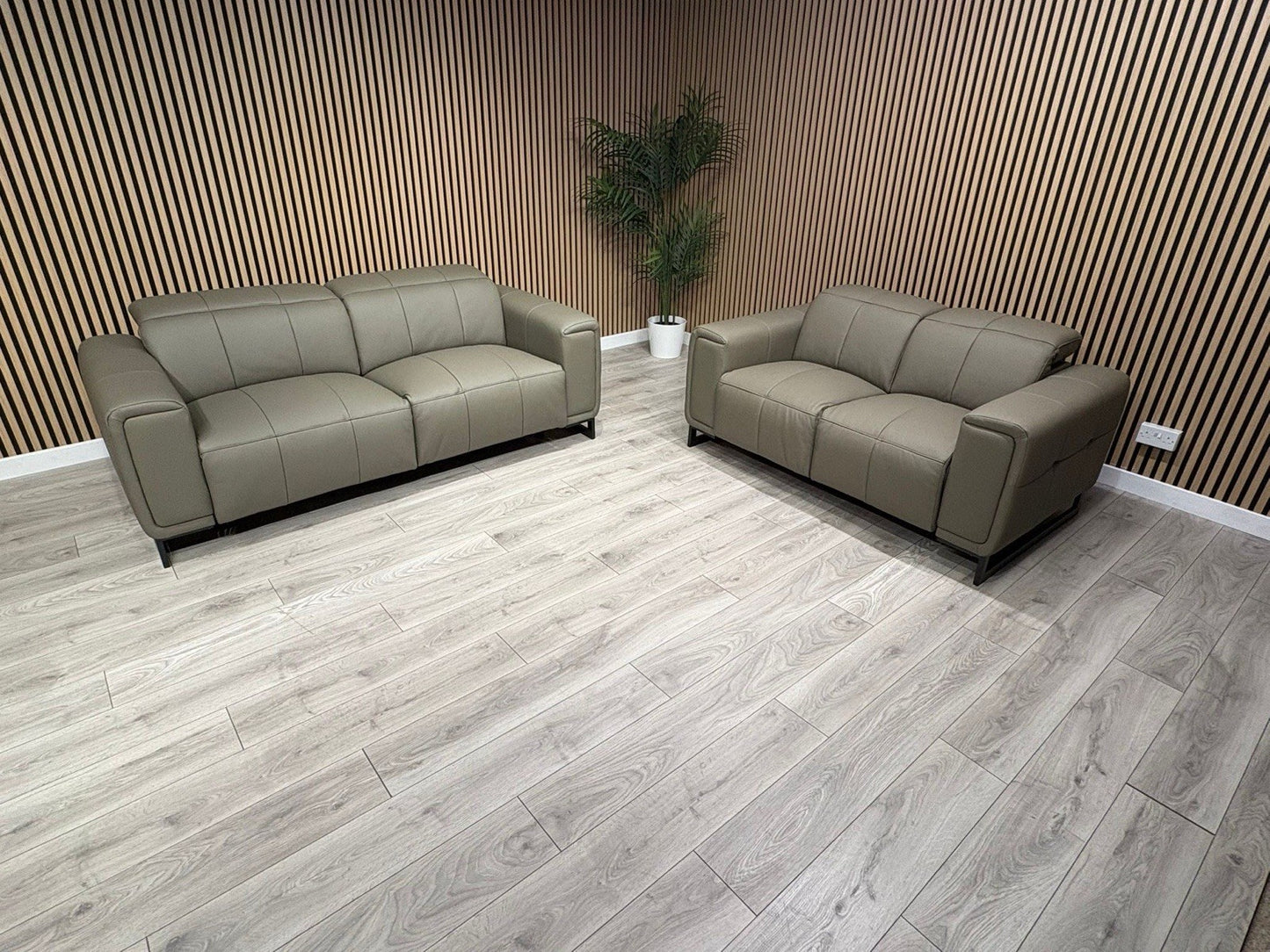 MARELLA 3 Seater + 2 Seater Power Recliner Leather Sofa Set RRP £4399