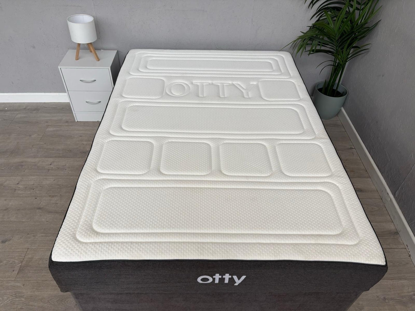 OTTY Original Hybrid 2000 Pocket Sprung 4ft 6 Double Mattress - RRP £649