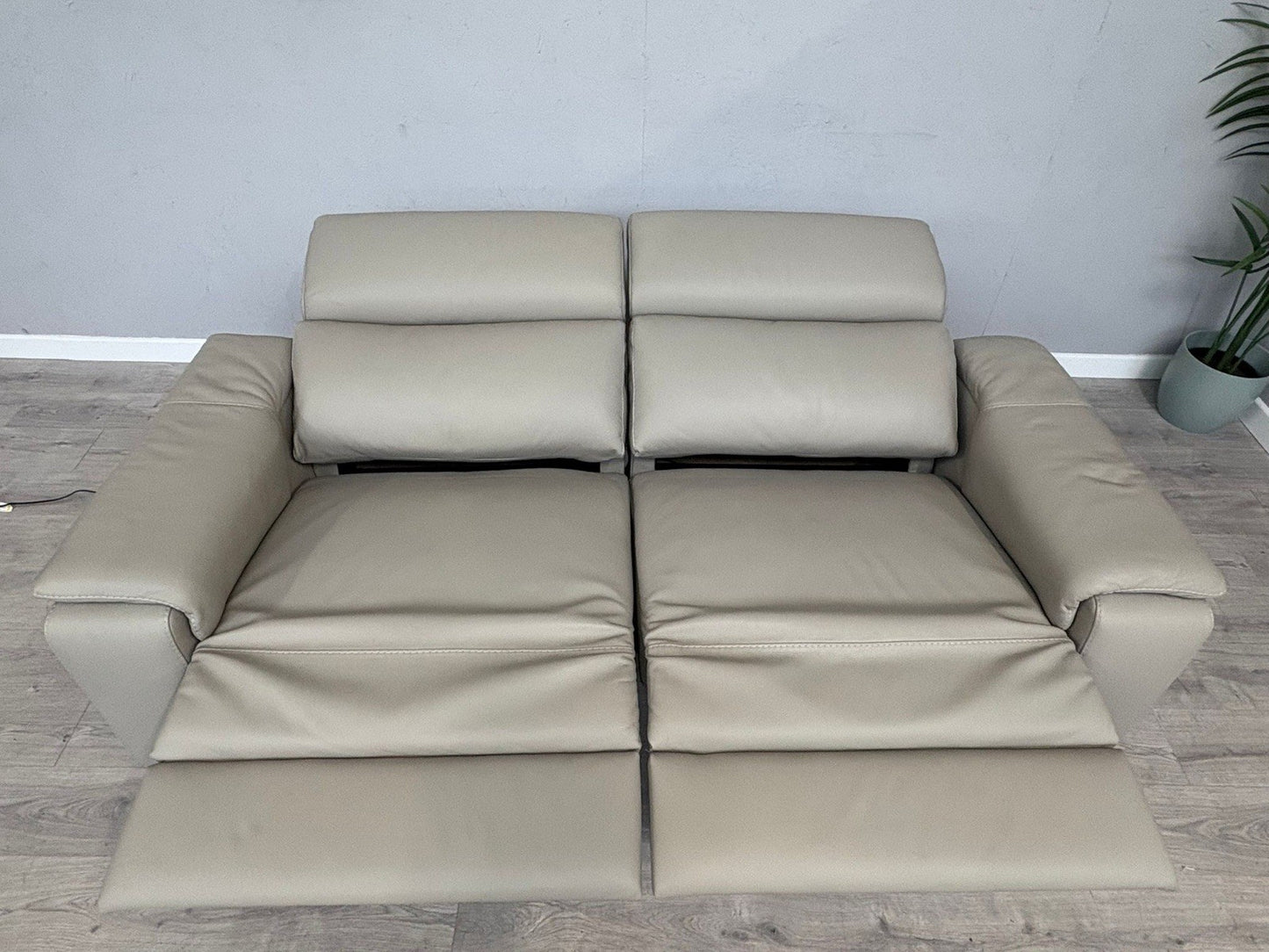 F. Village - Nicoletti DAVIDE Leather 3 Seater Power Recliner - RRP £2845