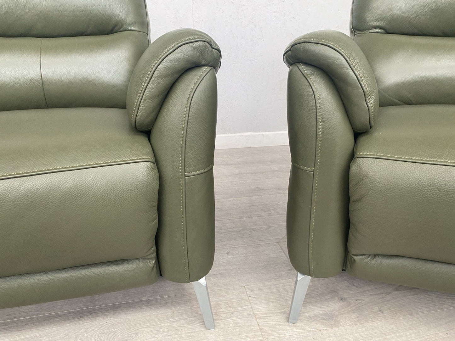 Furniture Village DAYTONA Leather 2 x  2 Seater Sofa Set, Oslo Pine - RRP £2,990