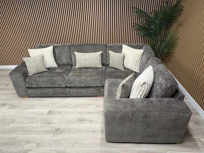 DFS Sample Pandora Fabric RHF 2c1 Corner Sofa RRP: £3295