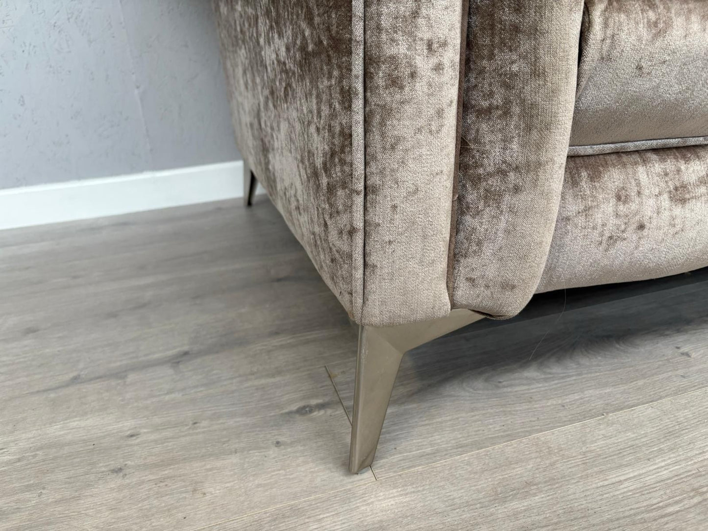 DFS Loch Leven Fabric 3 Seater Chesterfield Sofa - RRP £1499 Ex Display