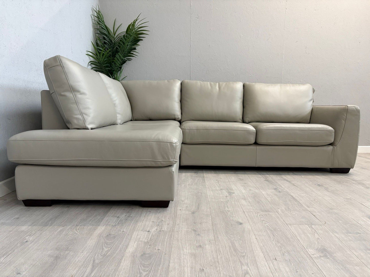 Furniture Village Dinky LHF Leather Corner Chaise End Sofa - RRP £1795