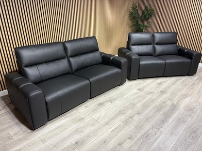 DFS Sample Bellagio Leather 3 Seater + 2 Seater Sofa Set, Power Recliners RRP: £3840