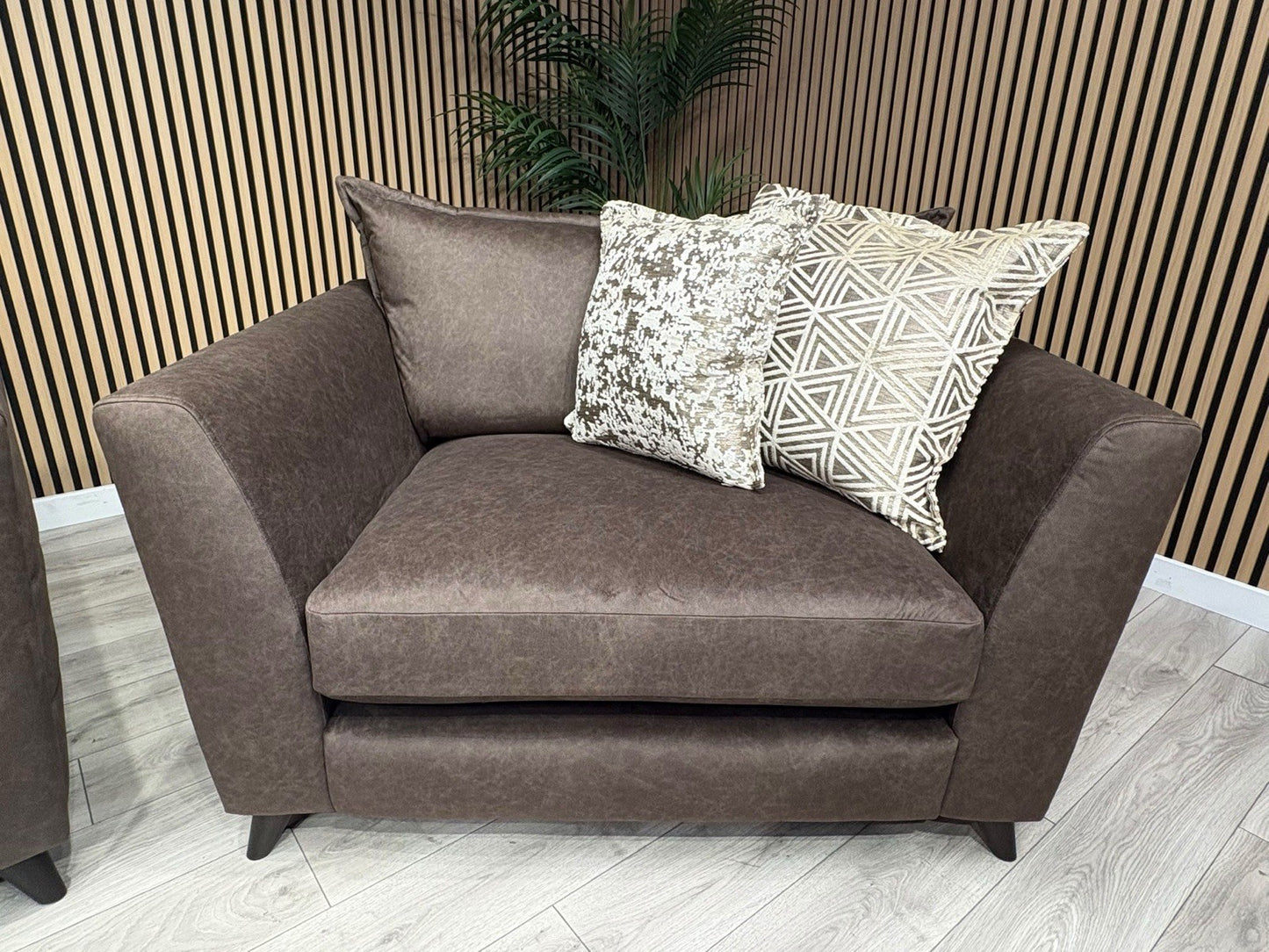 Ashley Manor SAN MATTEO 4 Seater Sofa + Love Chair Set - RRP £5290