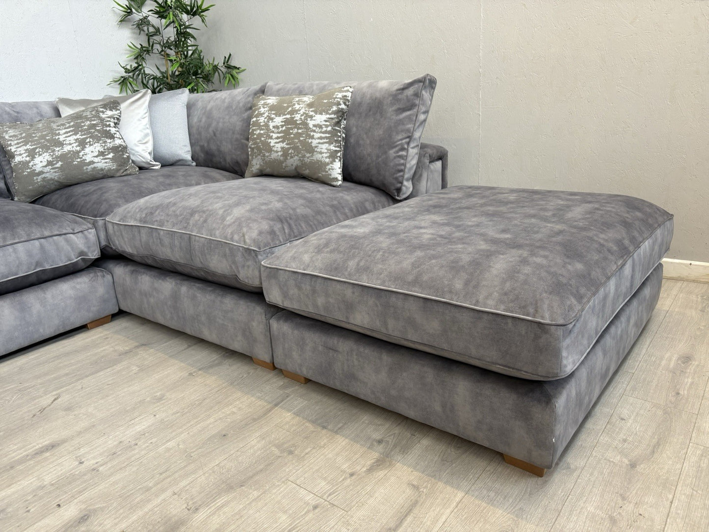 Sofology - EMPEROR Fabric Large 3 Corner 1.5 Open End Chaise Sofa - RRP £5,399