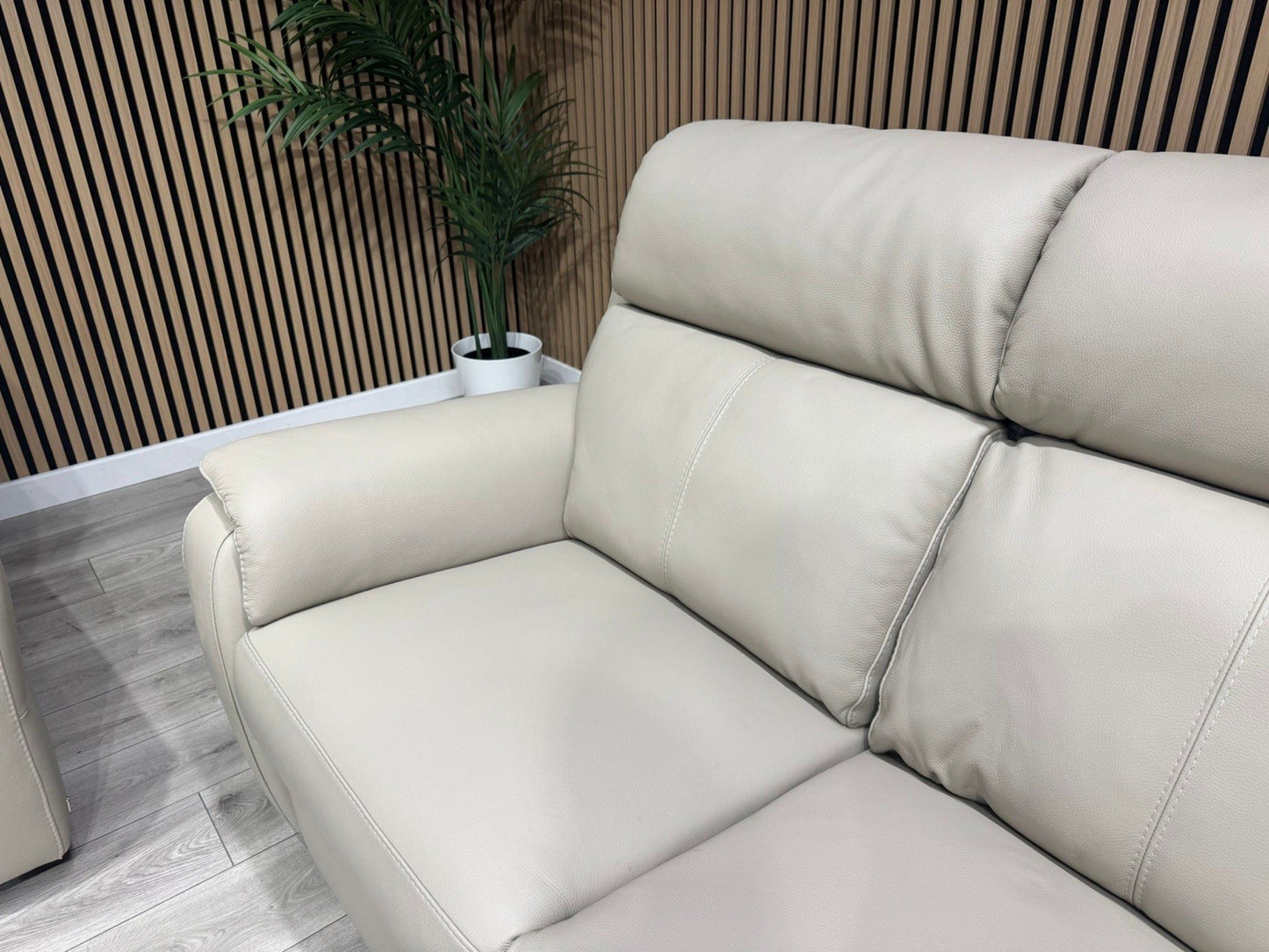 F. Village Nicoletti VITO Leather 3 + 2 Seater Power Recliner Sofas - RRP £7,190