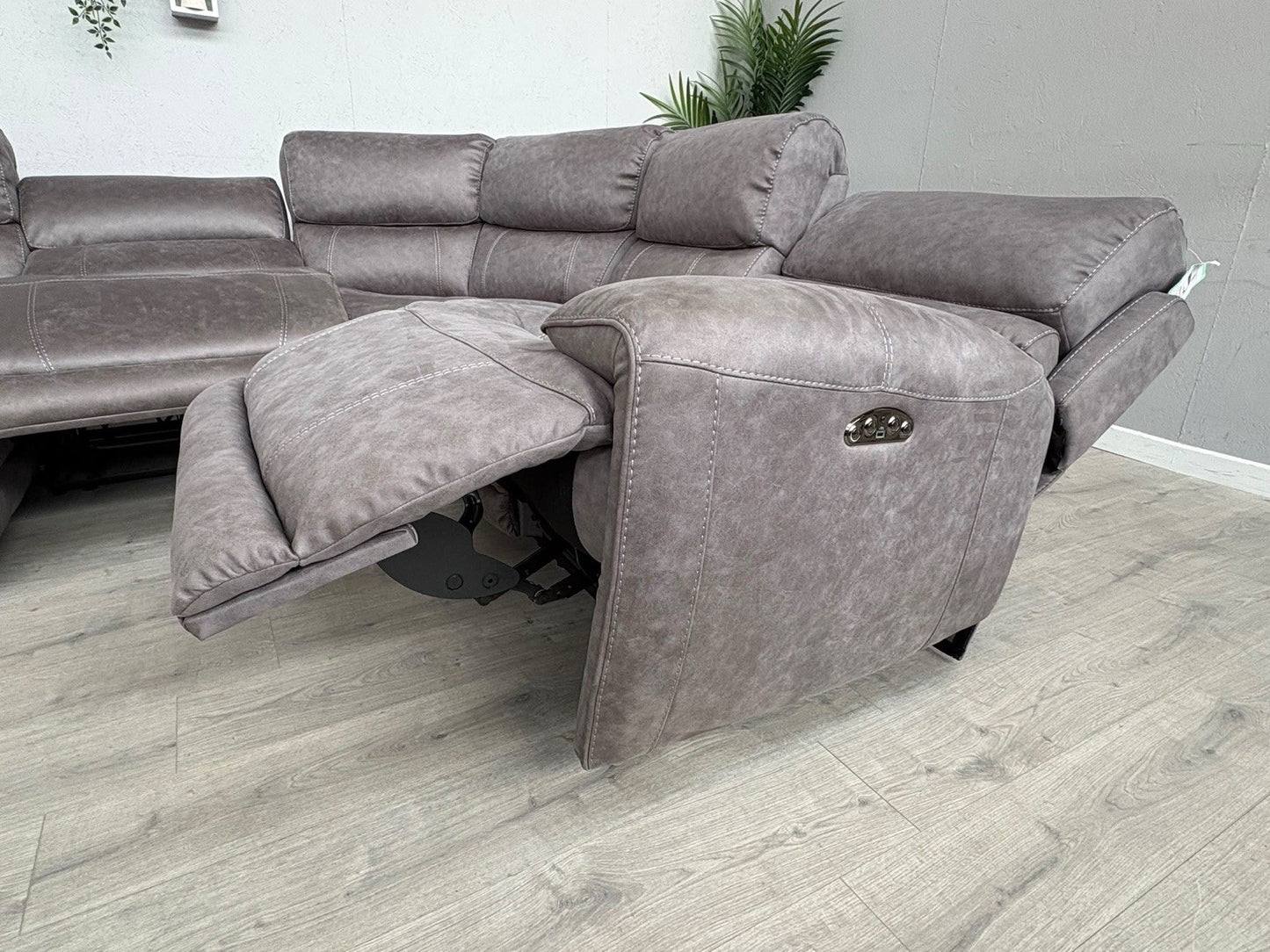 F.V LINK Fabric Corner Chaise Power Sofa, READ DESCRIPTION - RRP £2795
