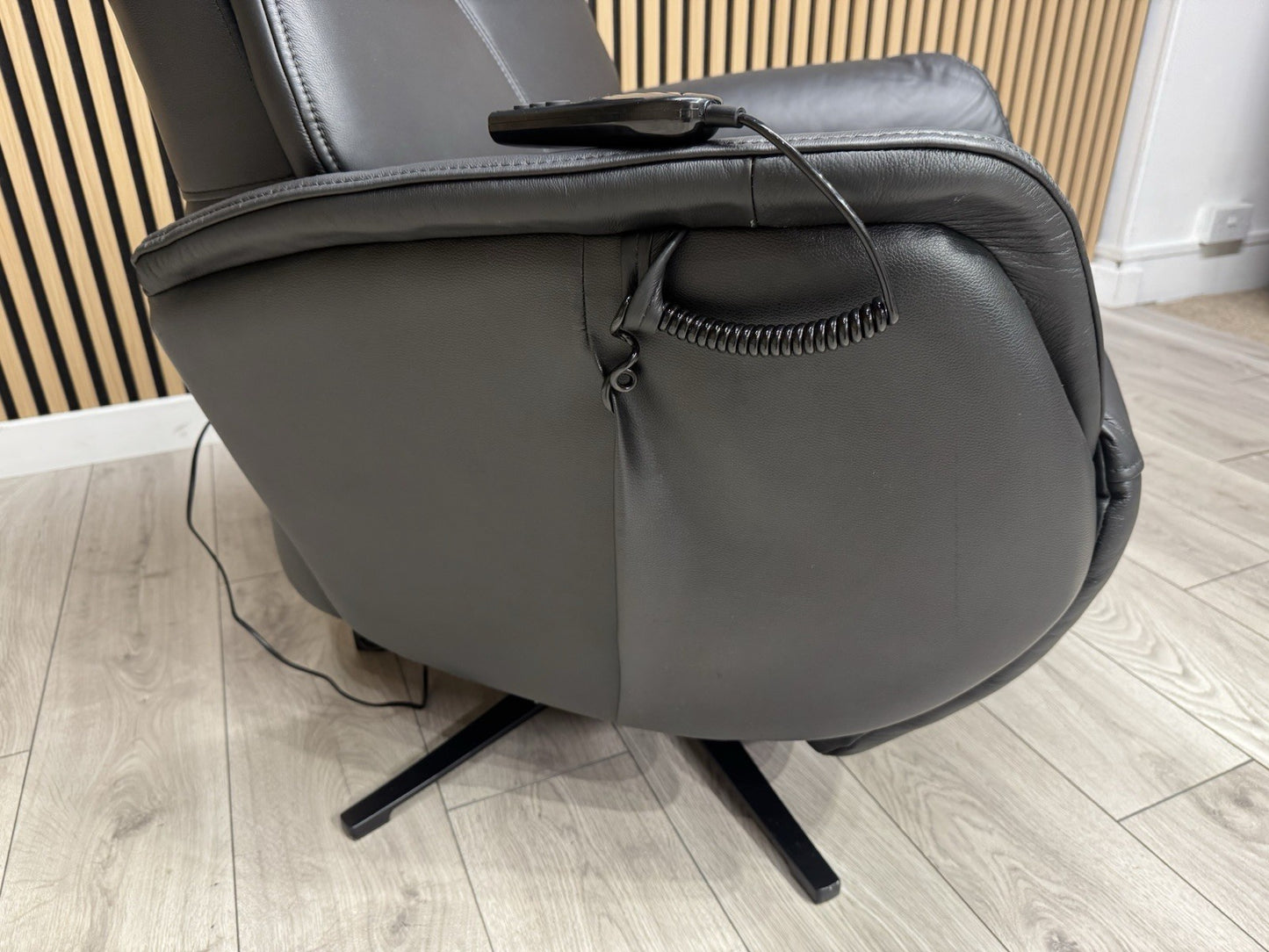 DFS Luxford Express Power Swivel Rise and Recliner Chair - RRP £1299