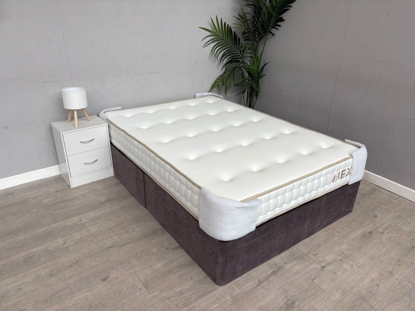 NEXT Comfort 1000 4ft 6 Double Mattress, Medium - RRP £399