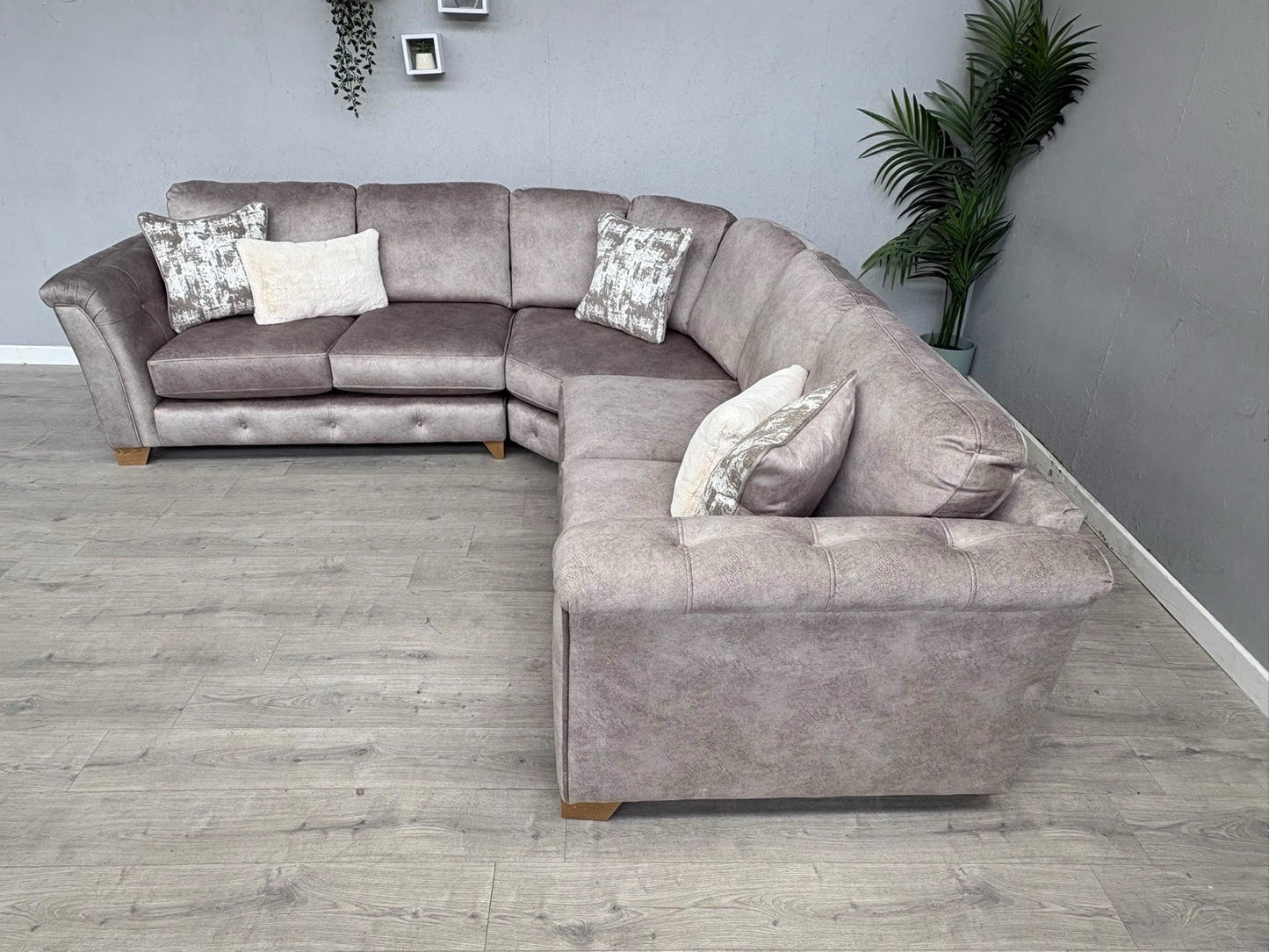 Furniture Village - Aura Large Classic Back Corner Sofa RRP - £3795