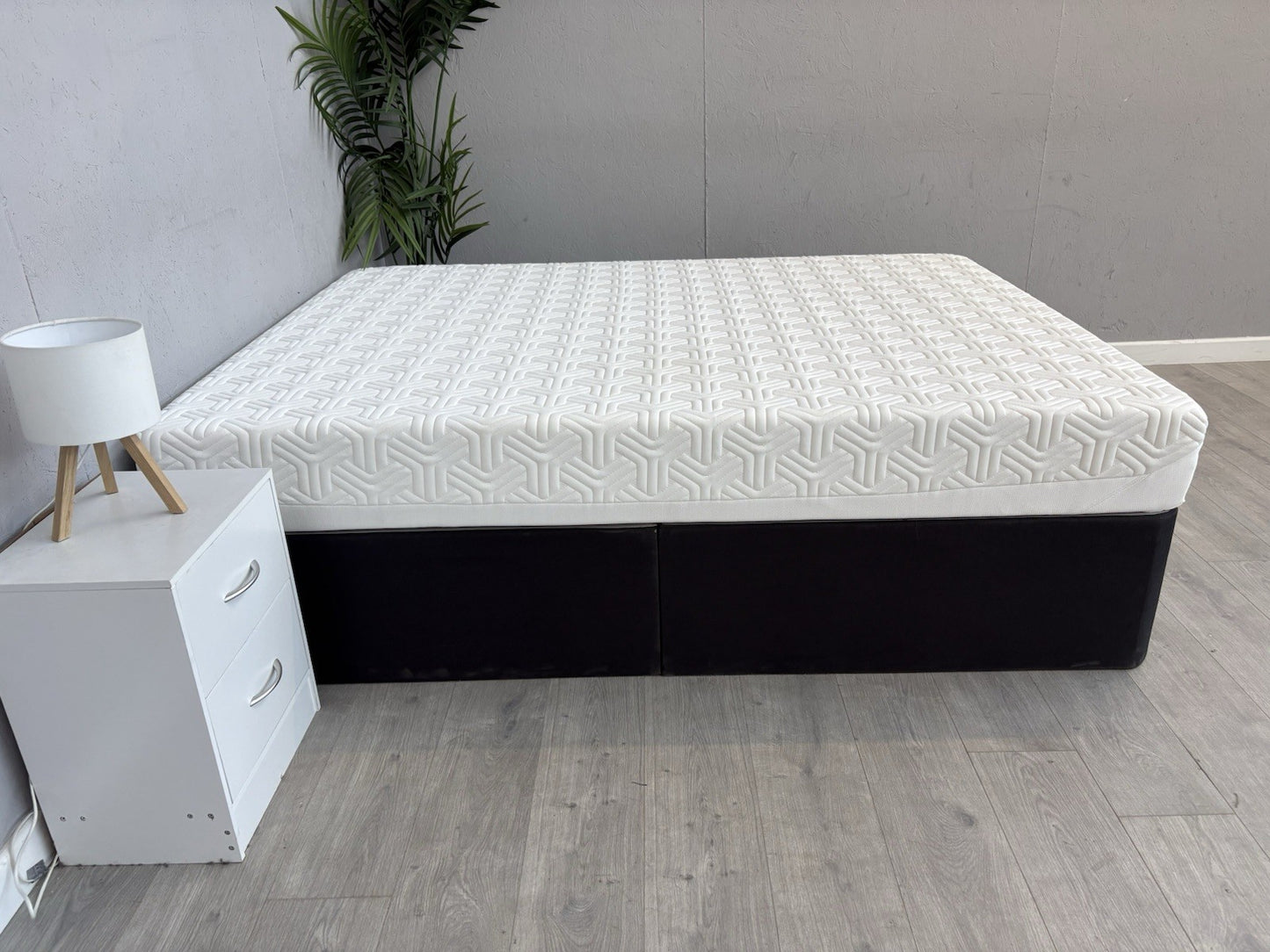 Tempur HYBRID SUPREME 5ft Kingsize Mattress, Medium / Firm - RRP £1,999