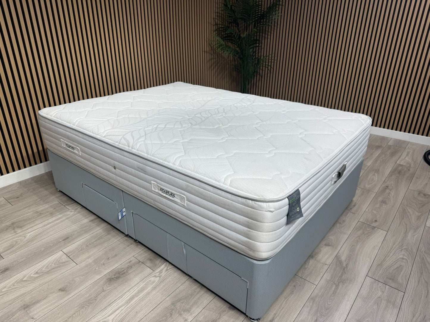 Staples and Co Eco Latex Restore Ortho 2000 Mattress 4ft 6 Double - RRP £1,099