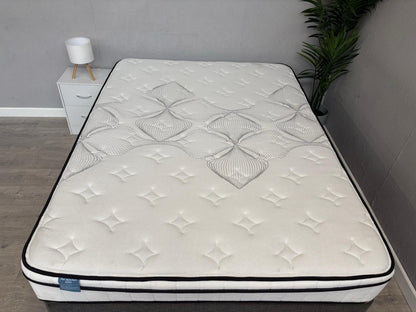 IGEL Nanotech 3000i 5ft Kingsize Mattress, Medium - RRP £1,749