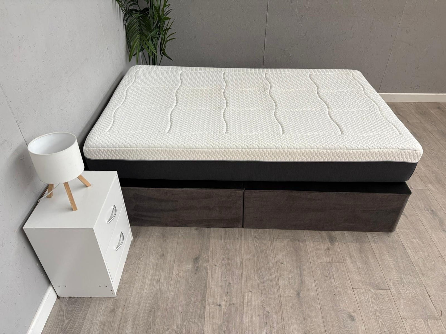 MLILY Gel 1000 Pocket Hybrid 4ft Small Double Mattress - RRP £699