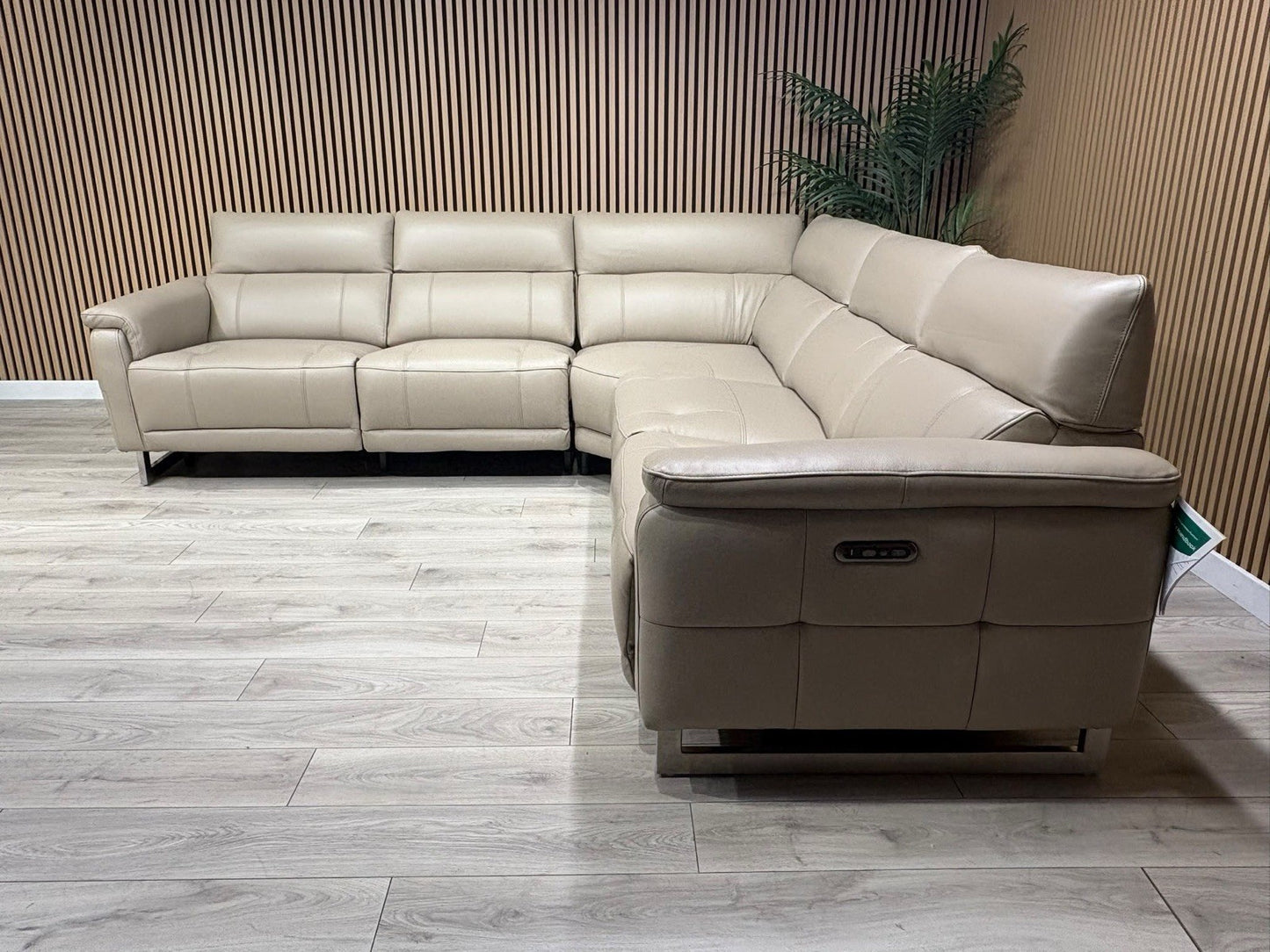 Furniture Village MOET Large Leather Power Recliner Corner Sofa - RRP £4,495