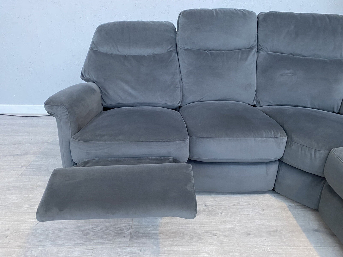 Furniture Village LILLE Fabric Compact Corner Sofa, Power Recliner - RRP £1,895