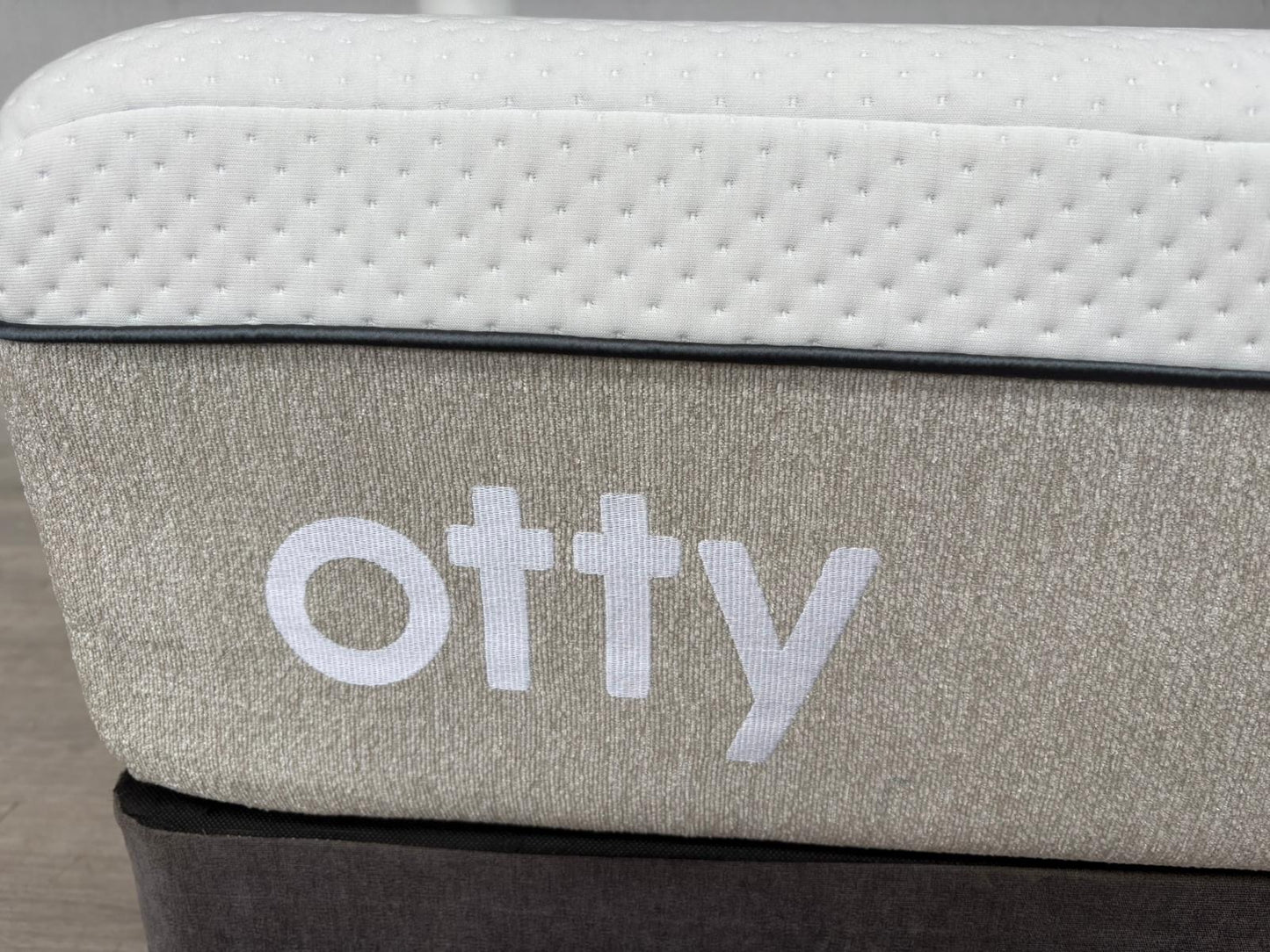OTTY Pure Hybrid 4000 Pocket Sprung 4'6 Double Mattress - RRP £899