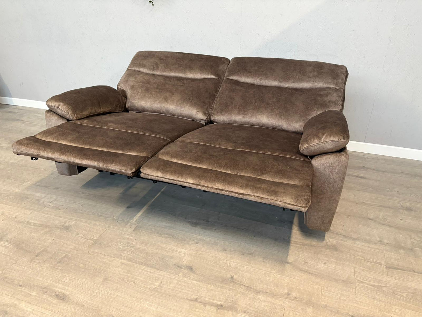 DFS Faxon Fabric 3 Seater Power Recliner Sofa - RRP £899