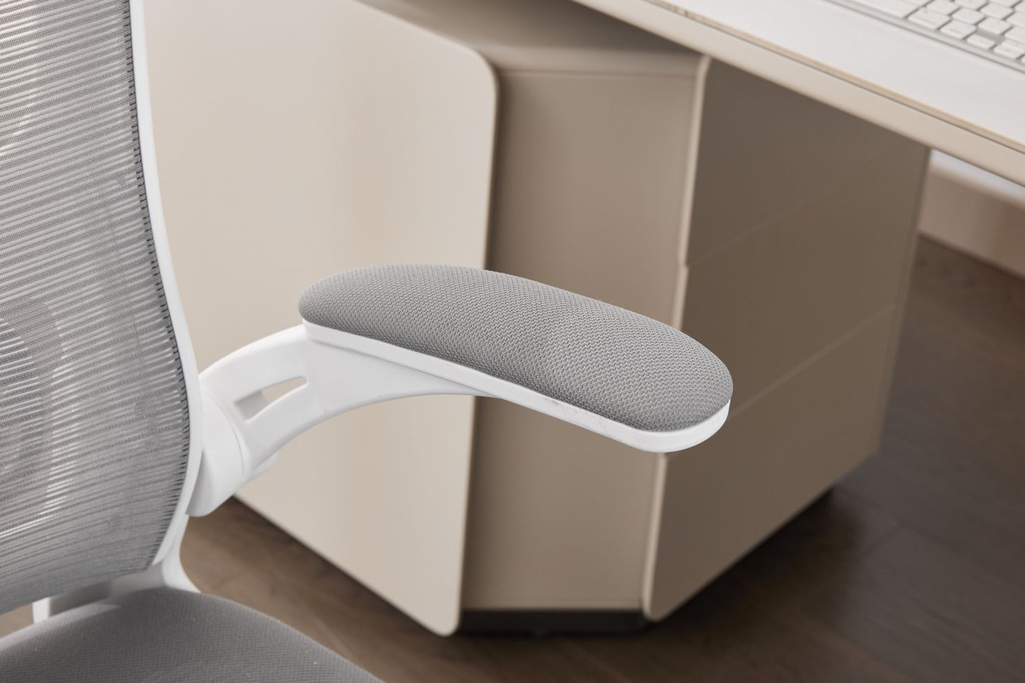 Prime Mesh Grey White Office Chair