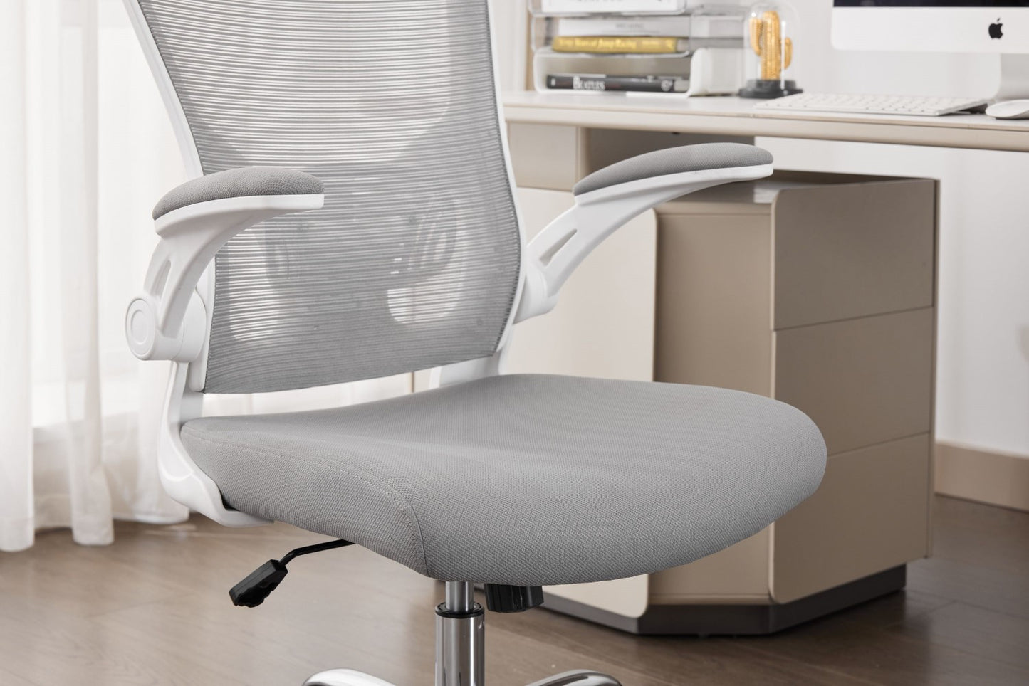 Prime Mesh Grey White Office Chair
