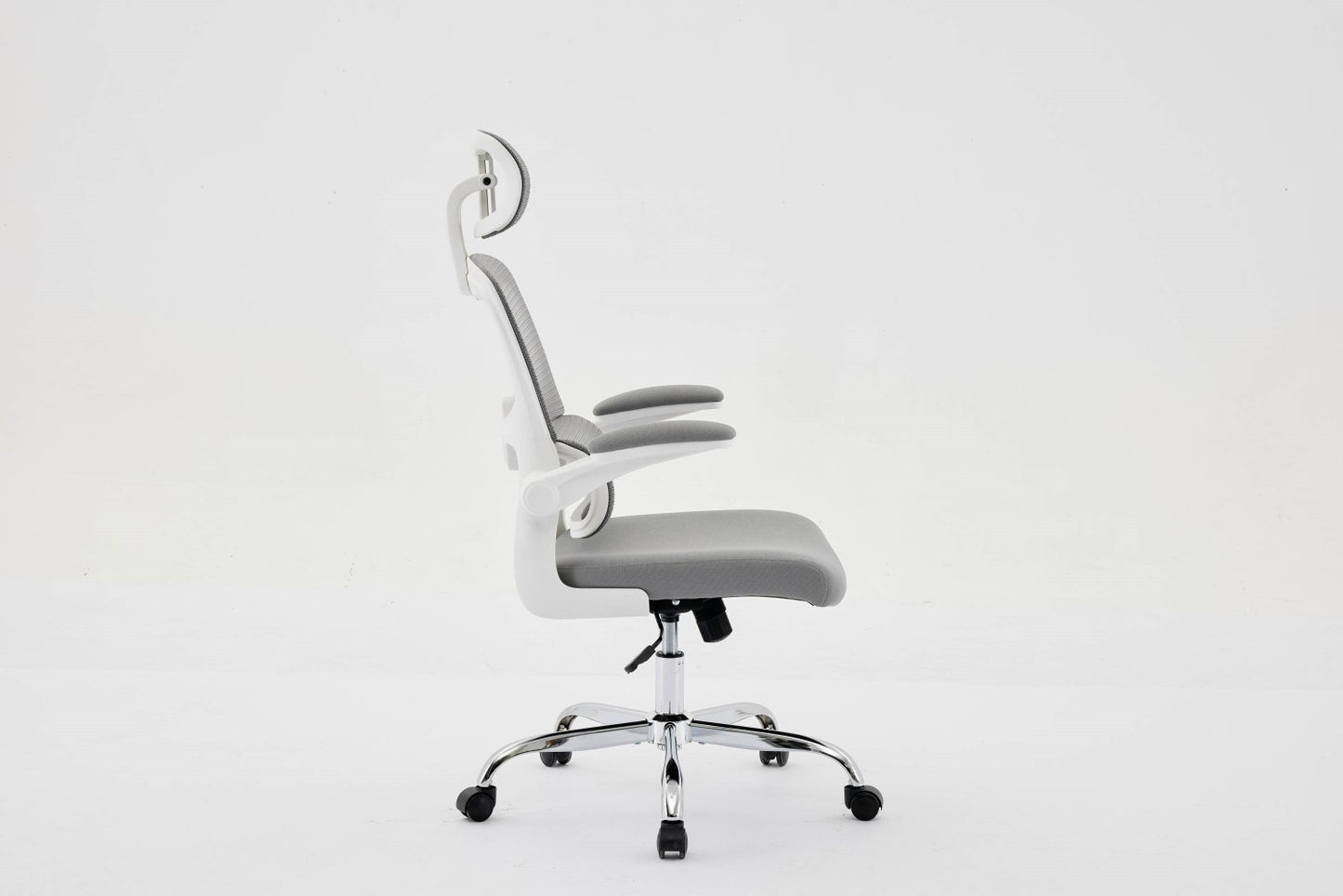 Supreme Mesh Grey White Office Chair