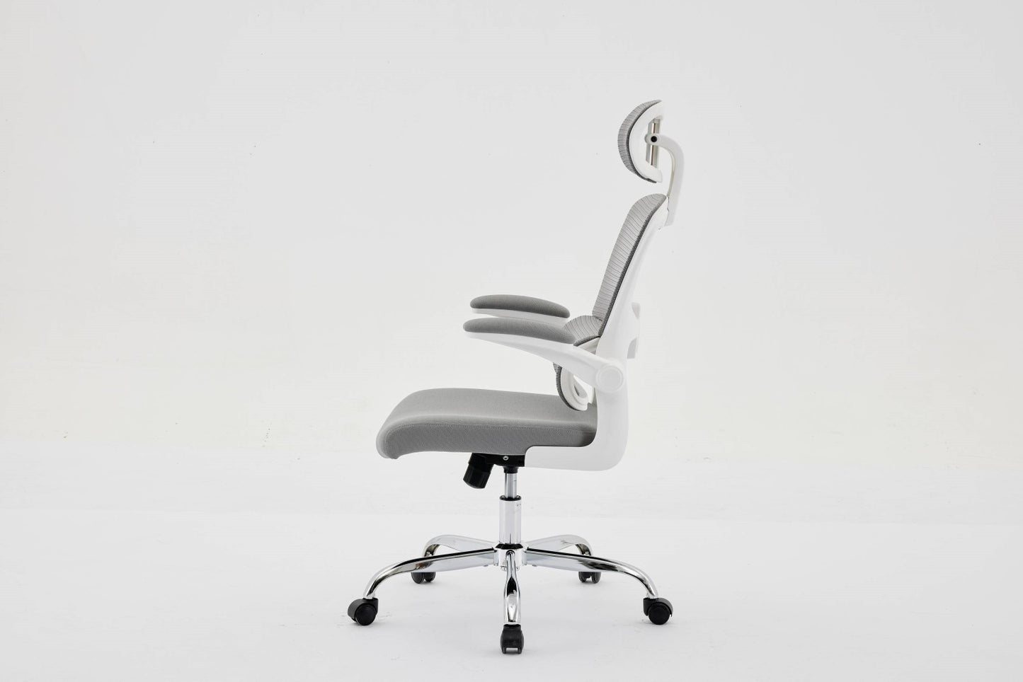 Supreme Mesh Grey White Office Chair