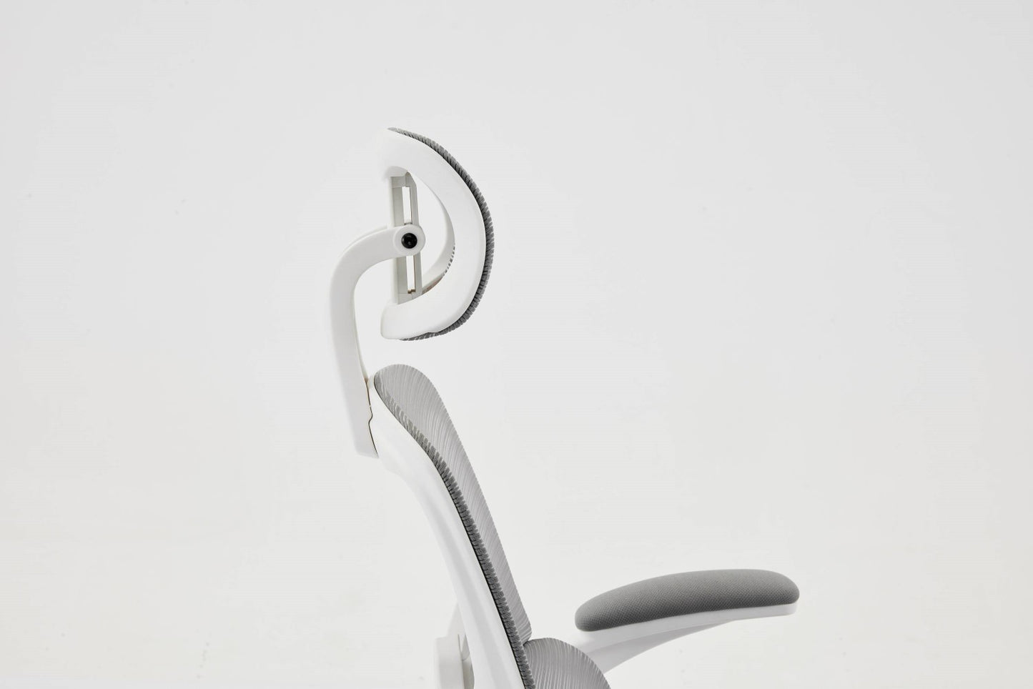 Supreme Mesh Grey White Office Chair