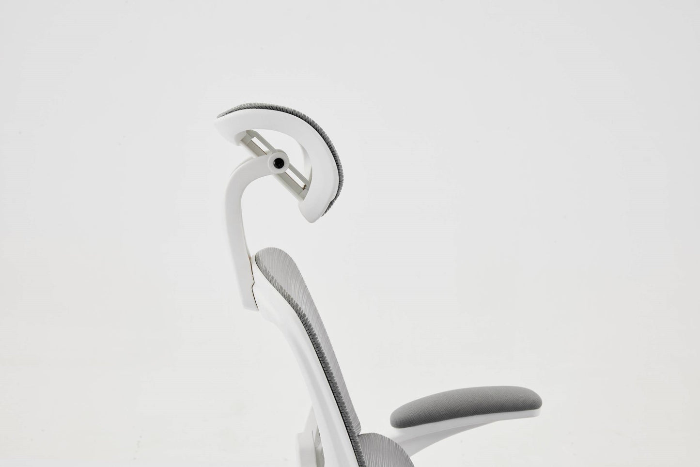 Supreme Mesh Grey White Office Chair