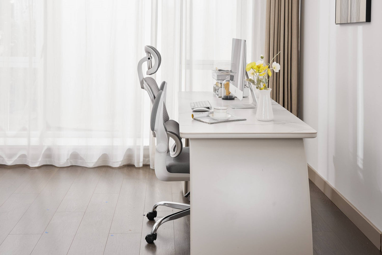 Supreme Mesh Grey White Office Chair