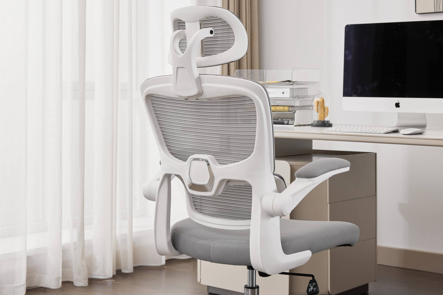 Supreme Mesh Grey White Office Chair