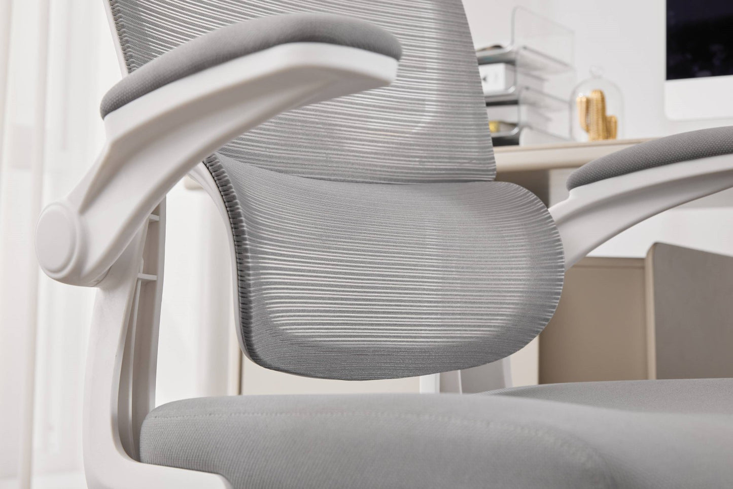 Supreme Mesh Grey White Office Chair