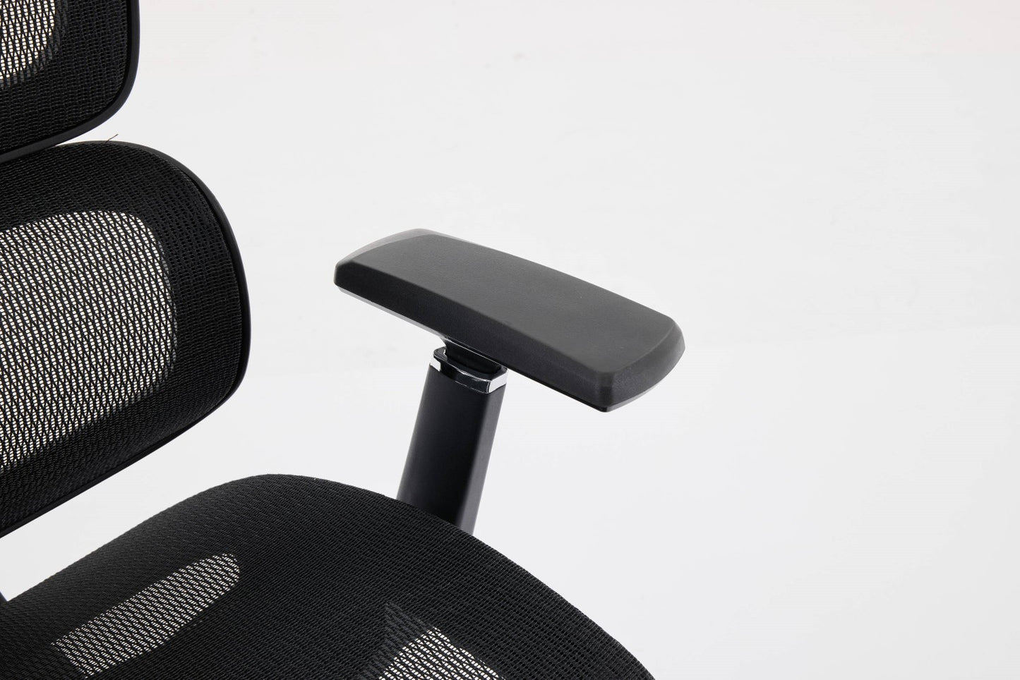 Elite Mesh Black Office Chair
