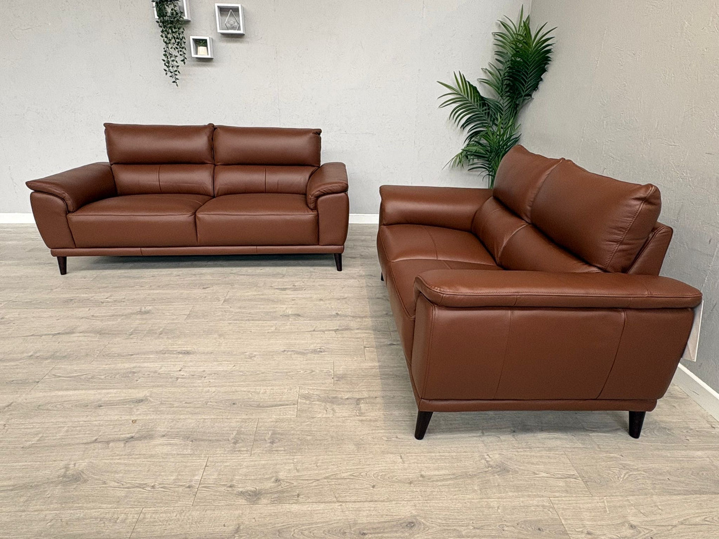 Furniture Village - Morgan 3 Seater + 2 Seater Leather Sofa Set RRP £2890